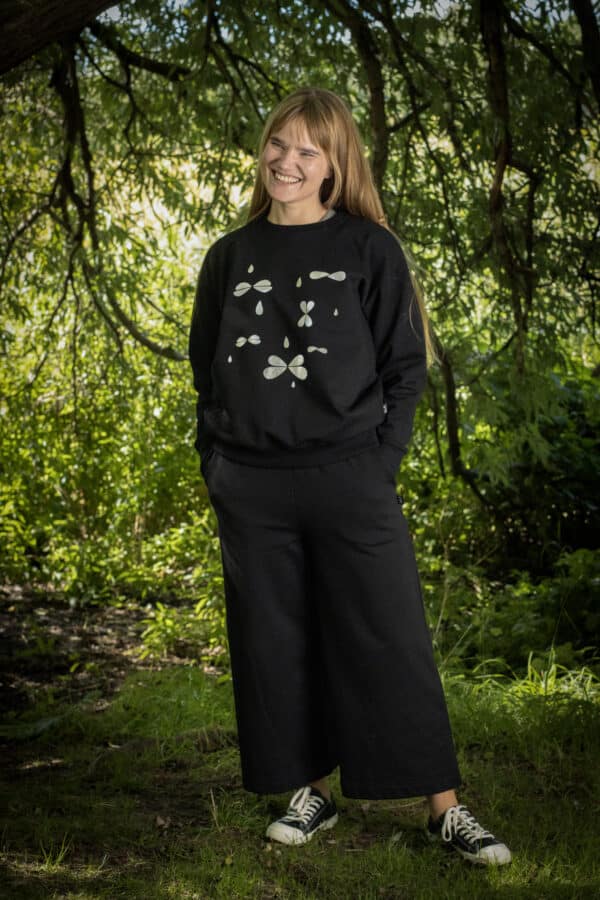 Silver bows sweatshirt